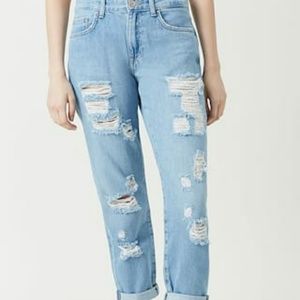 Forever 21 denim boyfriend jeans